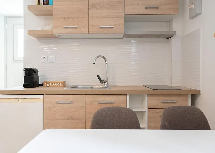 White W3 New In Naousa