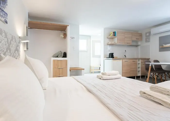 White W3 New In Apartamento